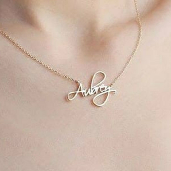 Jewelry - Picture 2 of 4